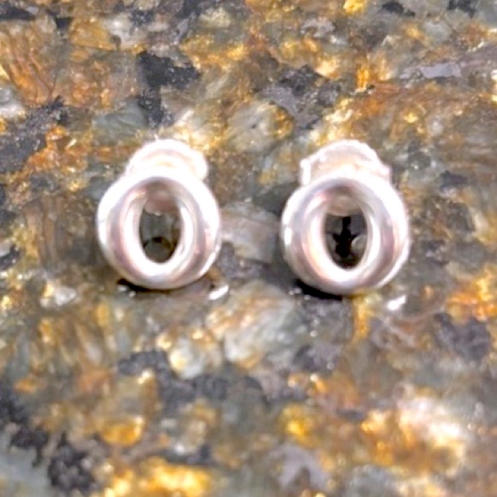 Tiffany & Co. “O” Earrings